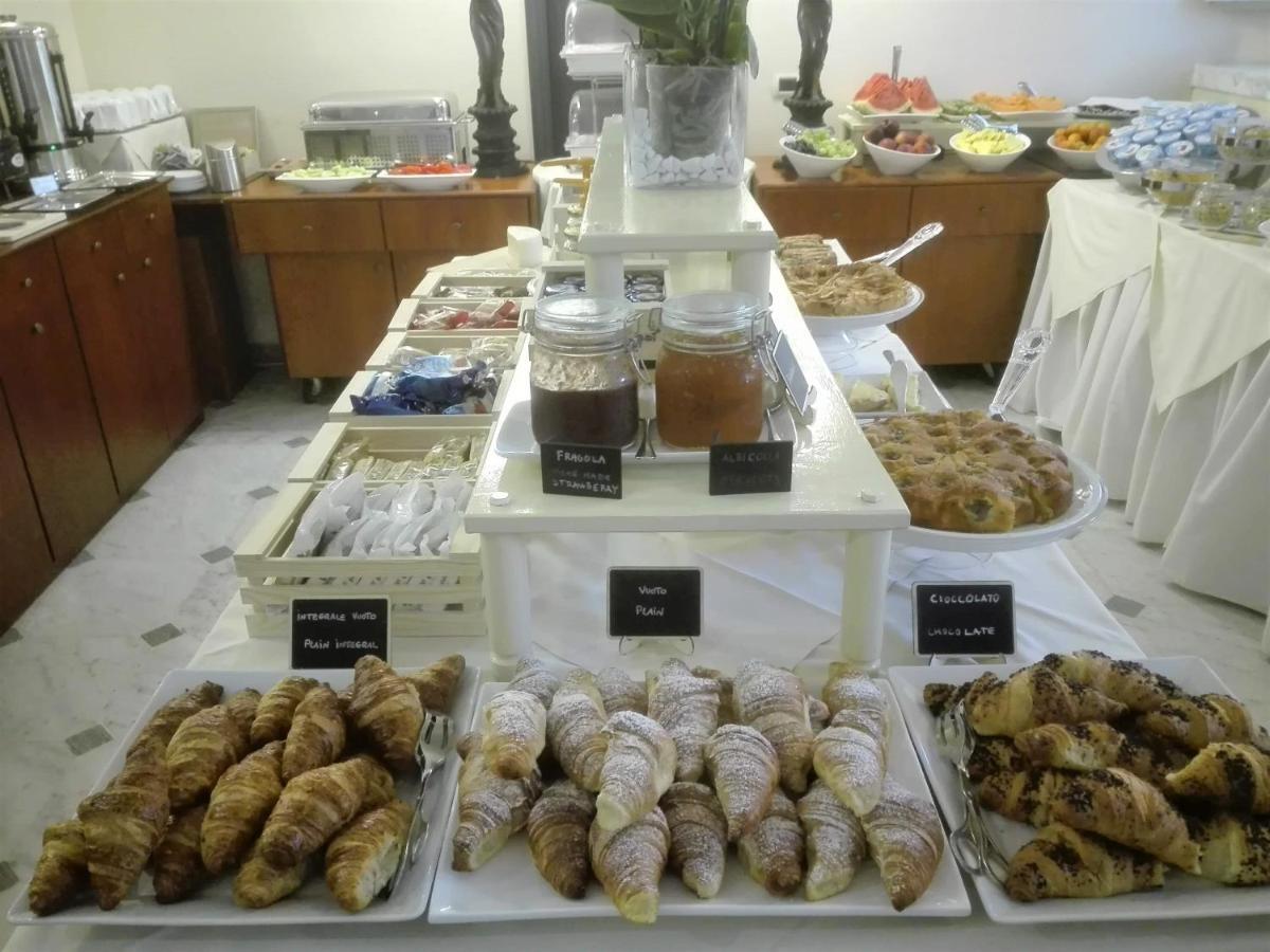 Hotel Europa Lido di Camaiore Zewnętrze zdjęcie